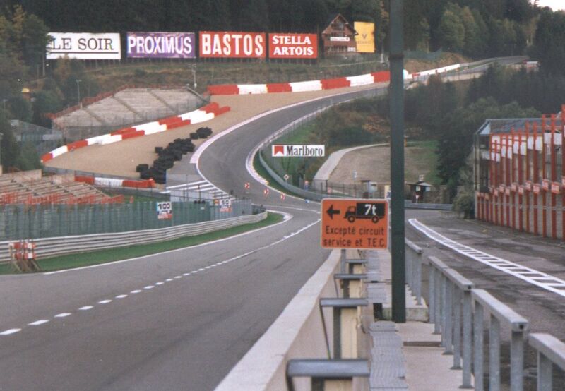 Fil:Eau Rouge 1997.jpg