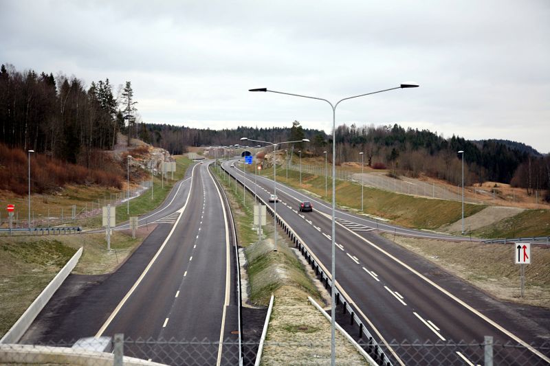 Fil:E18 Vestfold Undrumsdal.jpg