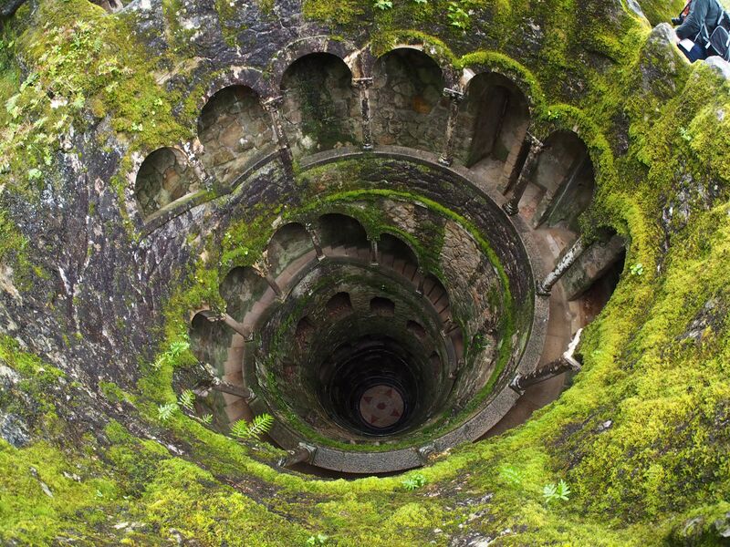 Fil:View down the Well.jpg