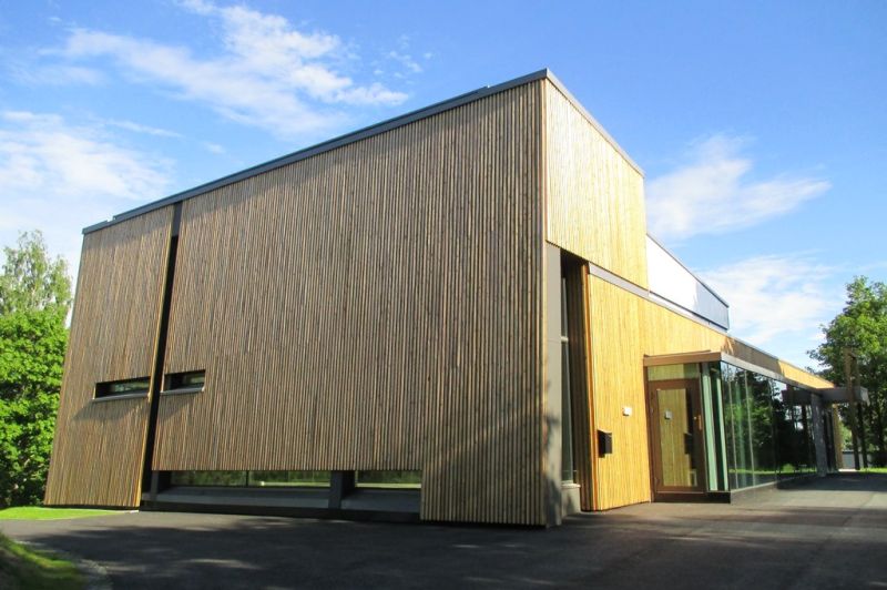 Fil:Grinilund kirke.jpg