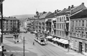 Trikk Valkyre plass 1940s.jpg