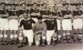 Bronselaget fra OL i Tyskland i 1936 viser datidens norske fotballdrakter.