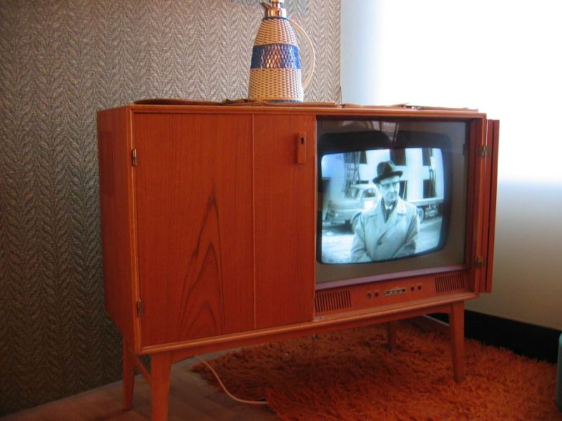 Fil:1950's television.jpg
