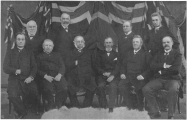 Emil Stangs andre regjering. Stående fra venstre: Johannes Winding Harbitz, Peder Nilsen, Wilhelm Olssøn og Peter Birch-Reichenwald. Sittende fra venstre: Anton Christian Bang, Ole Andreas Furu, Emil Stang d.e., Gregers Gram, Ernst Motzfeldt og Francis Hagerup. Foto: Ludwik Szacinski ca.1894–95