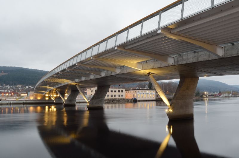 Fil:Øvre sund bru.jpg