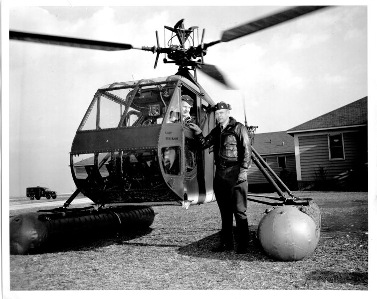 Fil:R-4 AC HNS1 2 300.jpg