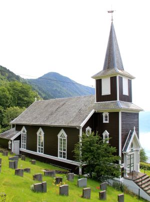 2012-07 Randabygd kirke 01.jpg
